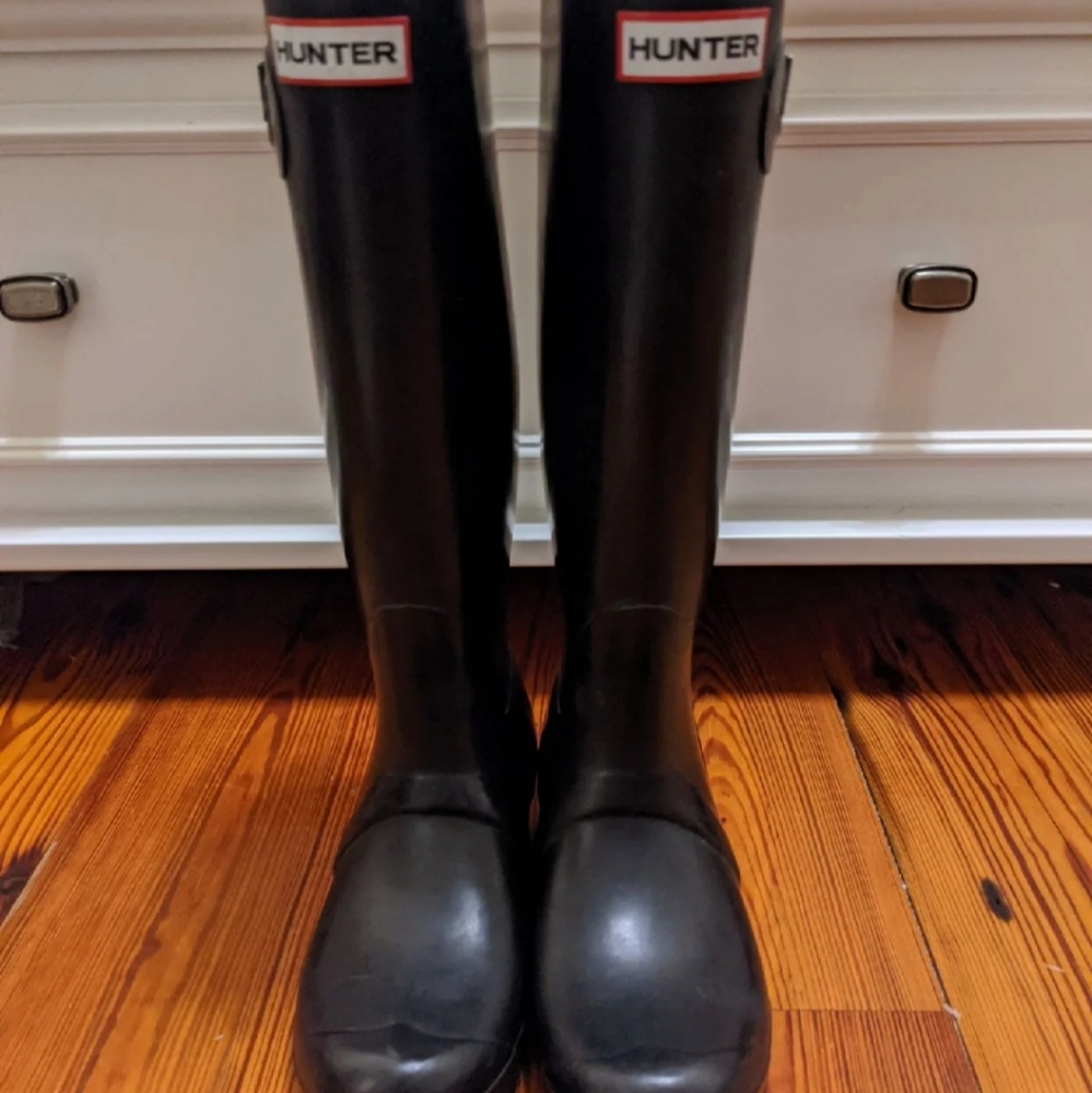 SOLD Hunter Tall Matte Boots